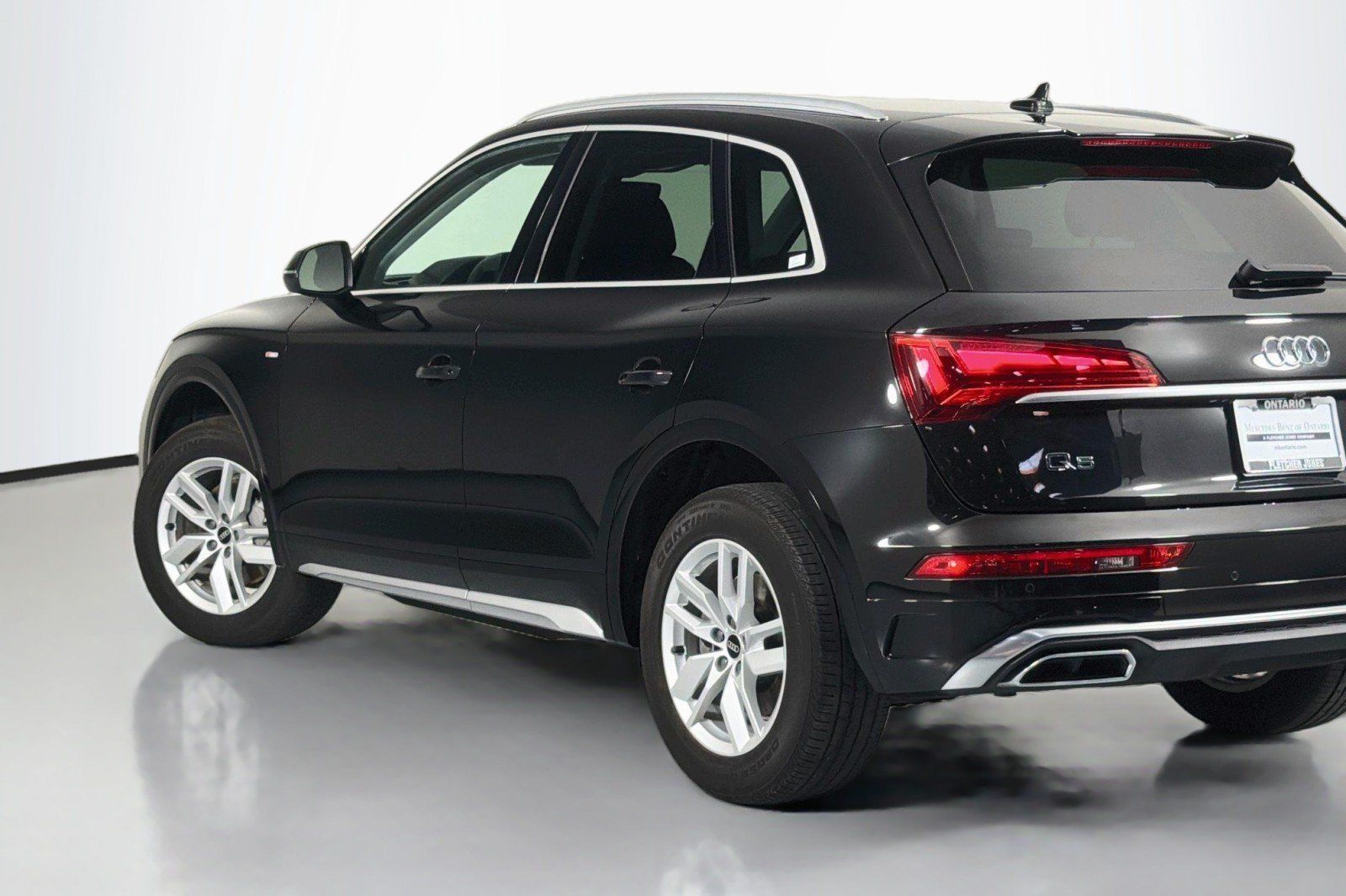 Used 2022 Audi Q5 2.0T Premium w/ Convenience Package AWD/4WD image 14