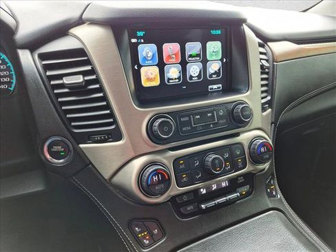 Used 2019 GMC Yukon XL Denali w/ Denali Ultimate Package AWD/4WD image 14