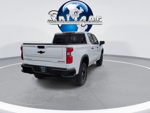 Certified 2023 Chevrolet Silverado 1500 ZR2 w/ Technology Package image 9