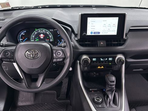 Certified 2025 Toyota RAV4 LE image 9