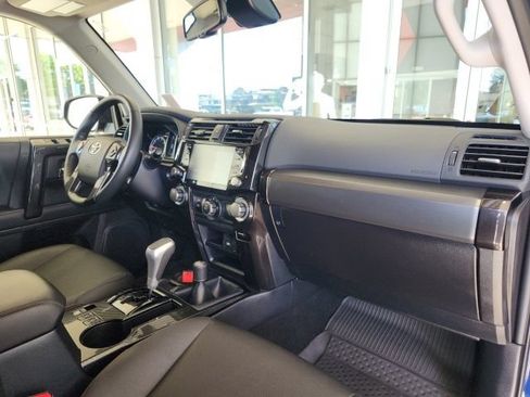 Used 2024 Toyota 4Runner TRD Off-Road Premium w/ TRD Black Wheel Package (TMS) AWD/4WD image 26