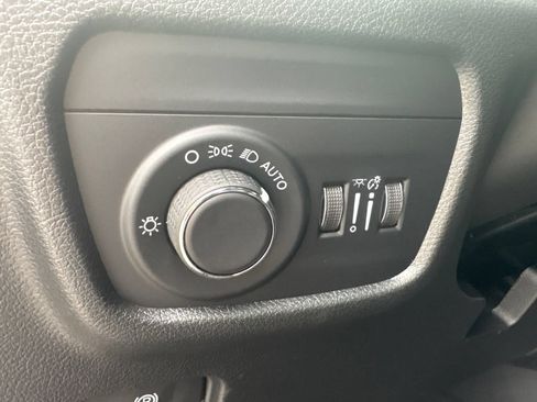 New 2026 Jeep Grand Cherokee Altitude RWD image 12