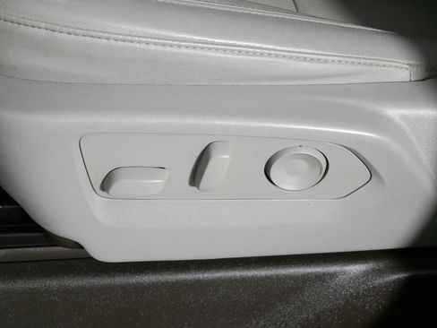 Certified 2023 GMC Sierra 1500 SLT w/ SLT Premium Plus Package image 20