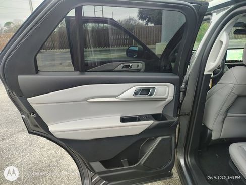 New 2026 Ford Explorer Active w/ Active Comfort Package image 20