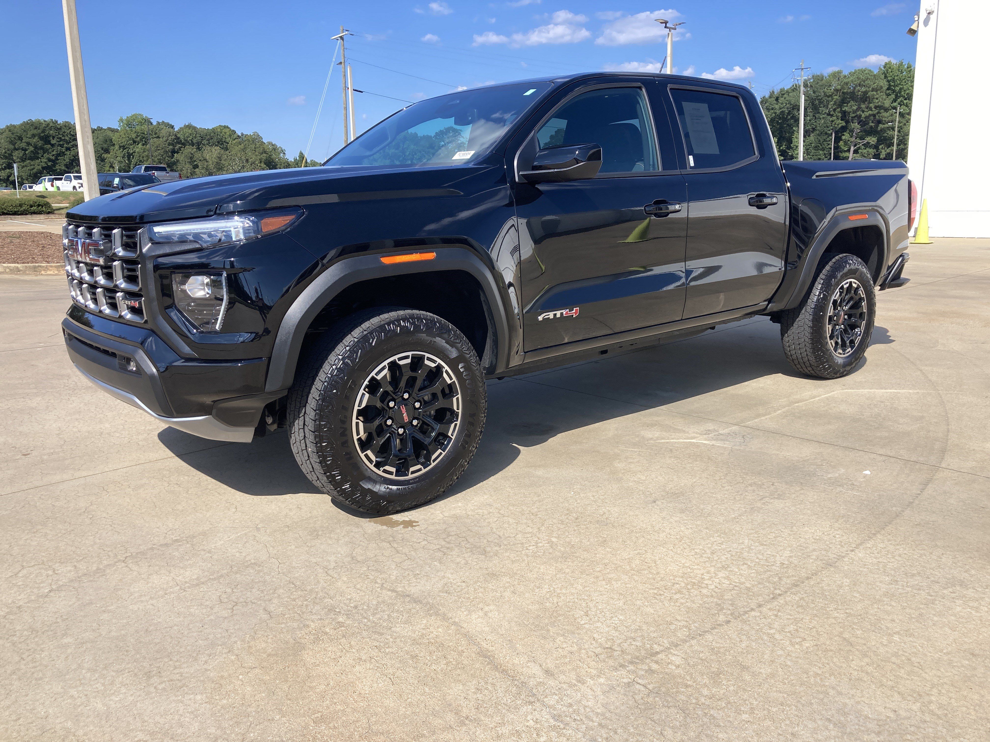 Certified 2026 GMC Canyon AT4 AWD/4WD image 1