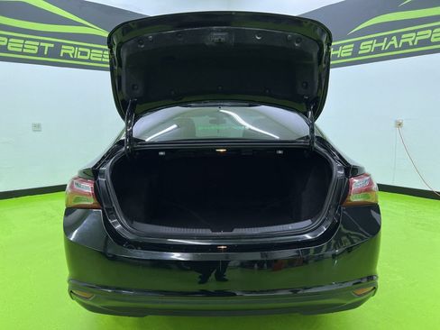 Used 2022 Chevrolet Malibu LT FWD image 9