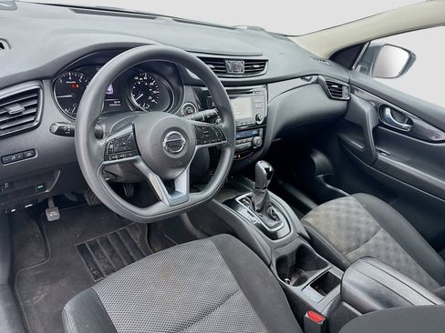 Used 2017 Nissan Rogue Sport SV image 7