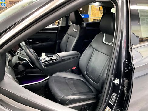 Used 2023 Hyundai Tucson Limited image 10