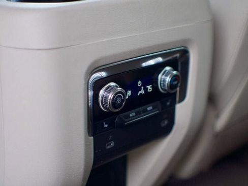 Used 2023 GMC Yukon Denali image 46