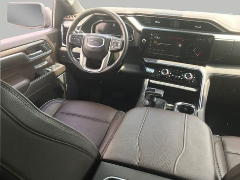 Used 2024 GMC Sierra 1500 Denali w/ Denali Reserve Package AWD/4WD image 40
