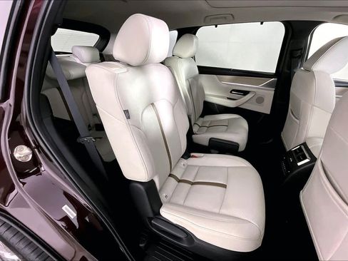 Used 2024 MAZDA CX-90 3.3 Turbo w/ Premium Plus Pkg image 19