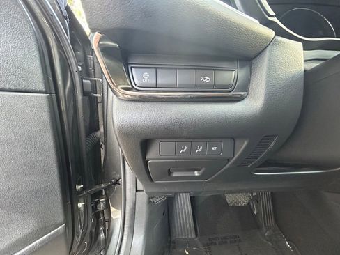 Used 2023 MAZDA CX-30 AWD 2.5 S w/ Preferred Package image 19