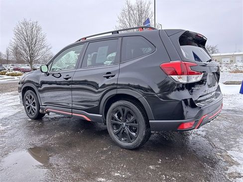 Used 2024 Subaru Forester Sport image 8