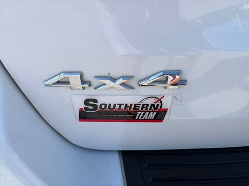 Used 2020 Jeep Grand Cherokee Laredo AWD/4WD image 39
