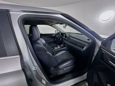 Used 2024 Mitsubishi Outlander SE image 30