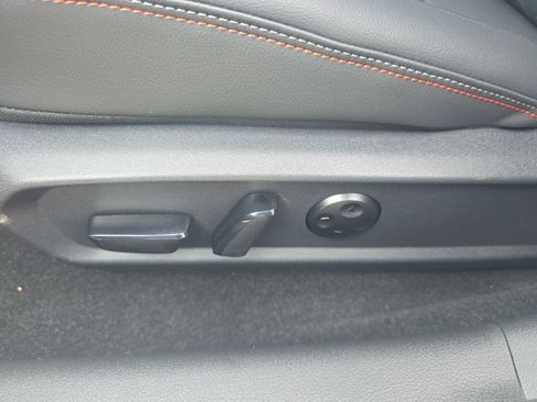 New 2026 Nissan Sentra SR w/ SR Premium Package FWD image 18