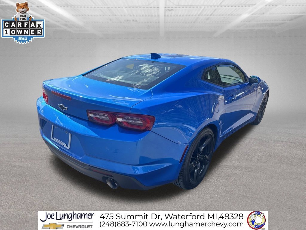 Certified 2024 Chevrolet Camaro LT RWD image 3