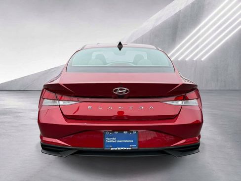 Certified 2023 Hyundai Elantra SEL w/ Convenience Package FWD image 5