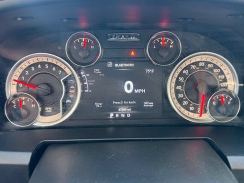 Used 2019 RAM 1500 Big Horn AWD/4WD image 10