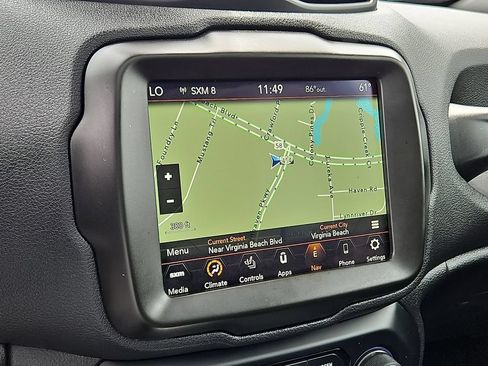 Used 2023 Jeep Renegade Altitude w/ Sun/Sound Group AWD/4WD image 17