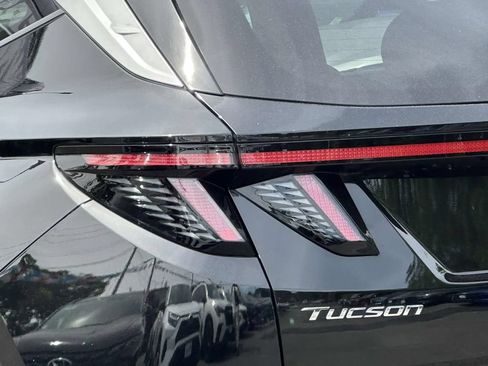 Used 2024 Hyundai Tucson Limited AWD/4WD image 9
