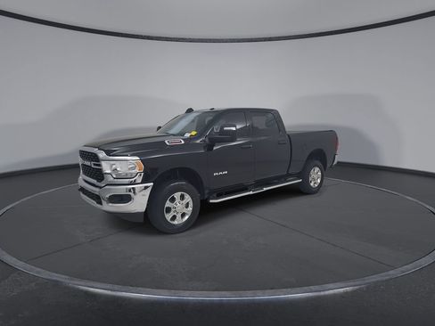 Used 2024 RAM 2500 Big Horn w/ Safety Group AWD/4WD image 8