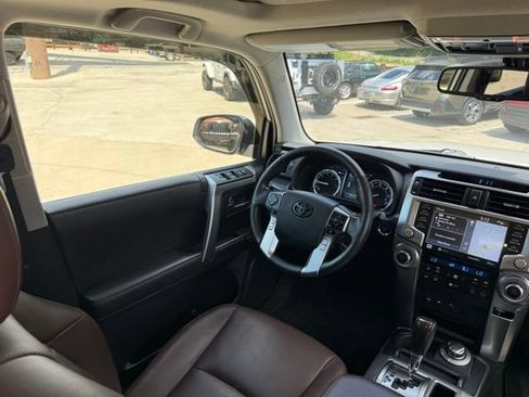 Used 2023 Toyota 4Runner Limited AWD/4WD image 84