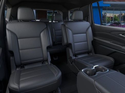 New 2026 Chevrolet Traverse LT w/ Sun and Wheel Package AWD/4WD image 17