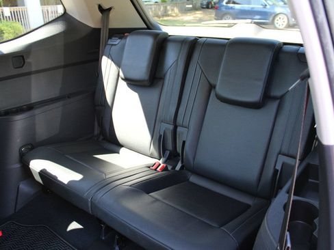 Used 2019 Volkswagen Atlas SE FWD image 33