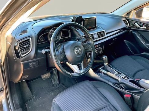 Used 2016 MAZDA MAZDA3 i Touring FWD image 12