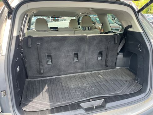 Used 2019 Subaru Ascent Limited AWD/4WD image 14