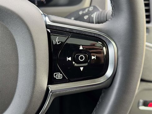 Certified 2024 Volvo XC90 B5 Core w/ Climate Package image 20
