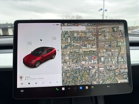 Used 2021 Tesla Model Y Long Range image 26