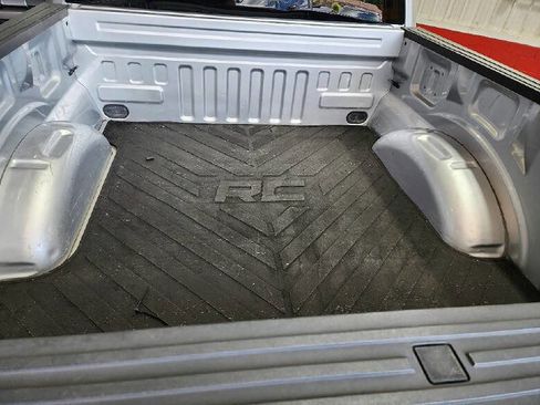 Used 2019 Ford F150 XLT w/ Equipment Group 302A Luxury AWD/4WD image 15