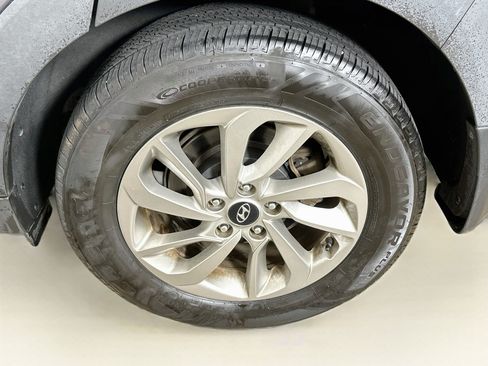 Used 2017 Hyundai Tucson SE Plus FWD image 11
