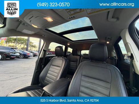 Used 2018 Ford Escape Titanium w/ Ford Safe & Smart Package AWD/4WD image 14