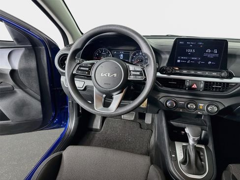 Certified 2024 Kia Forte LXS w/ LXS Technology Package FWD image 21