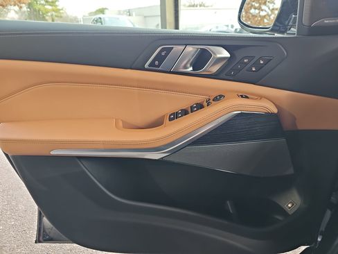 New 2026 BMW X5 xDrive50e w/ M Sport Package image 29