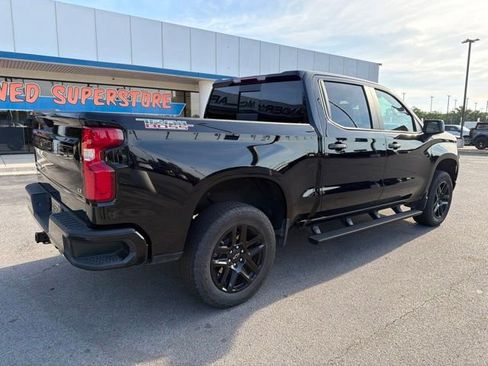 Used 2025 Chevrolet Silverado 1500 LT Trail Boss w/ Convenience Package II AWD/4WD image 4