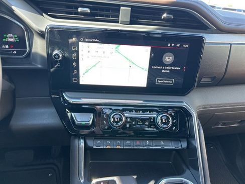 Used 2025 GMC Sierra 1500 Denali image 16