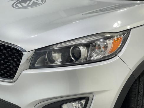 Used 2018 Kia Sorento EX w/ EX Advanced Touring Package AWD/4WD image 32