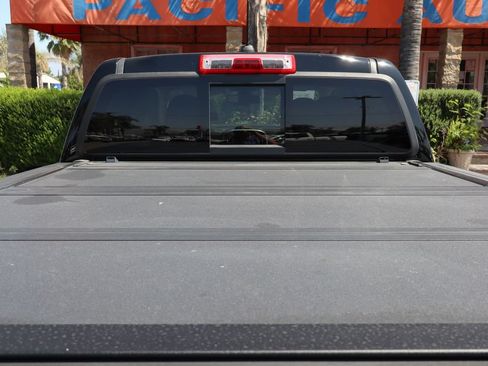 Used 2020 Chevrolet Colorado ZR2 AWD/4WD image 8