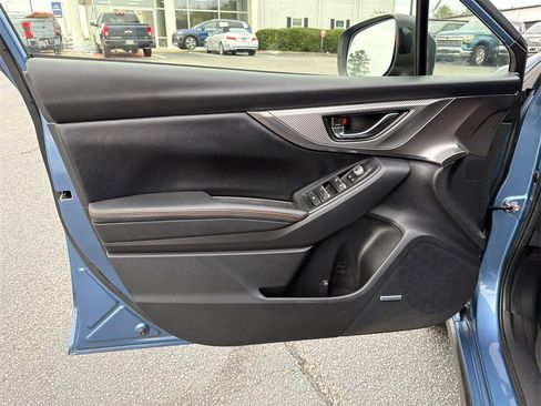 Used 2023 Subaru Crosstrek 2.5i Limited w/ Popular Package #3 image 10