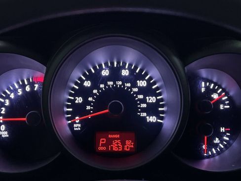 Used 2013 Kia Soul FWD image 19