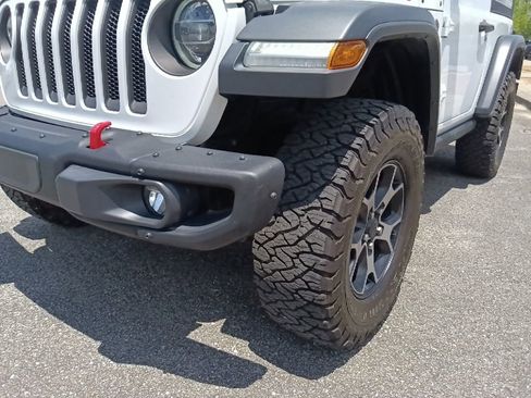 Used 2019 Jeep Wrangler Rubicon AWD/4WD image 9
