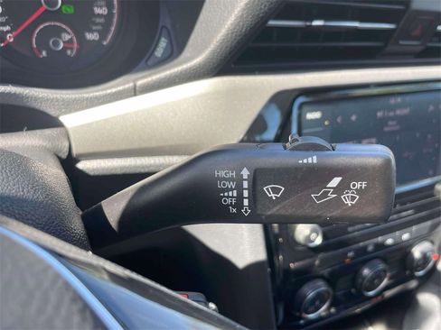 Used 2021 Volkswagen Passat 2.0T S image 23