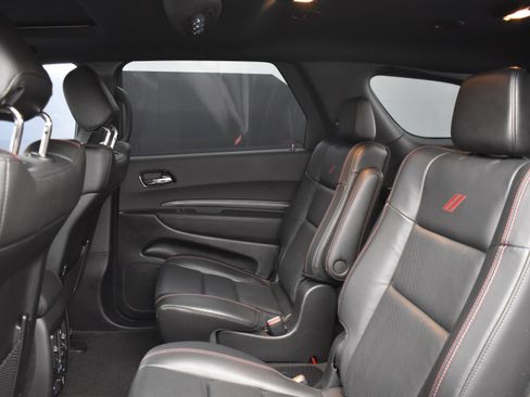 Used 2022 Dodge Durango R/T w/ Tow 'N Go Package AWD/4WD image 9