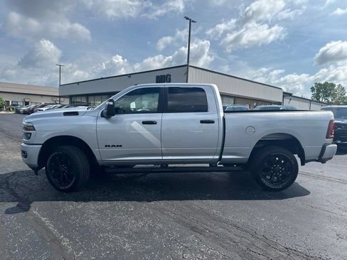 Used 2026 RAM 2500 Big Horn AWD/4WD image 3
