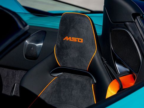 New 2025 McLaren Artura Performance image 22