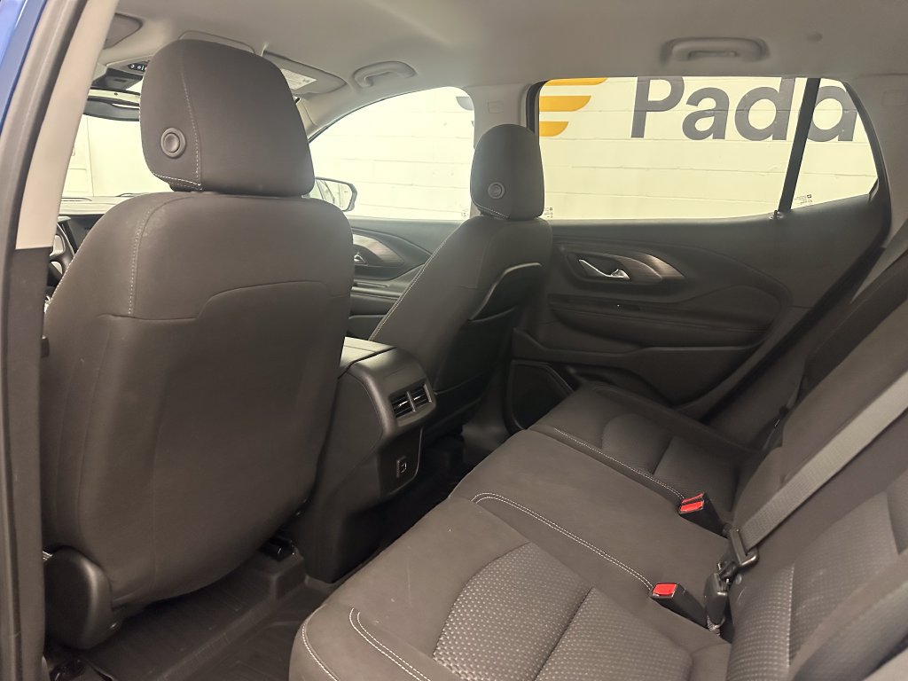 Used 2023 GMC Terrain SLE w/ Driver Convenience Package FWD image 23